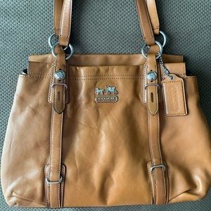Beautiful Coach Mia leather Satchel Handbag